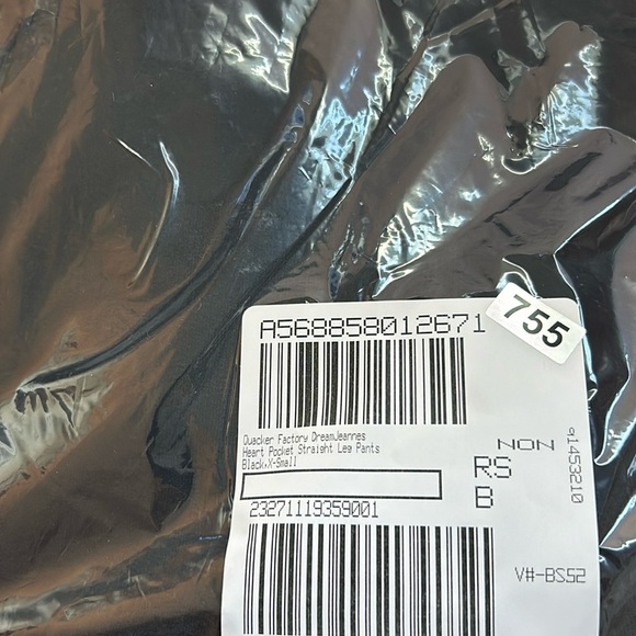 Quacker Factory Black DreamJeannes Heart Pocket Size X-Small - Picture 3 of 4